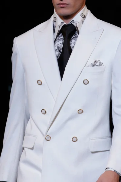 Look 82
